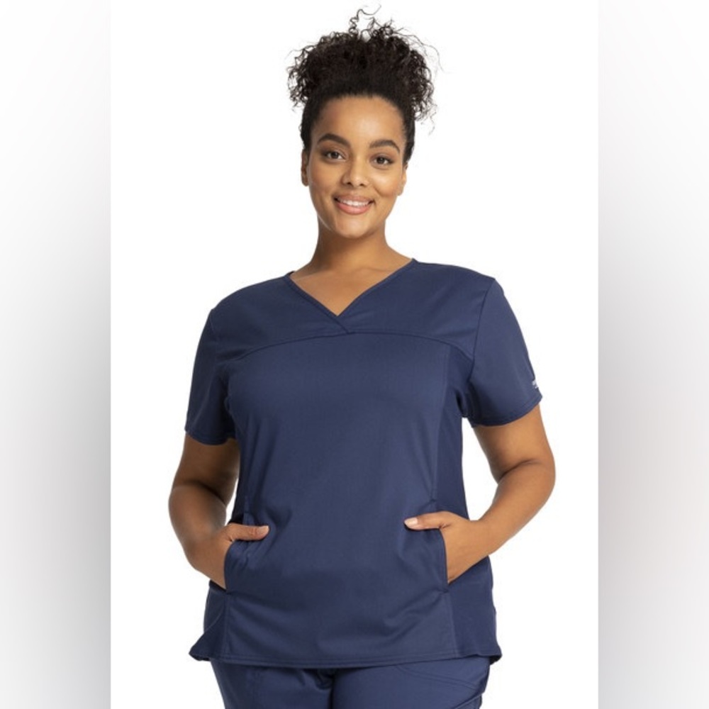 Cherokee Revolution Women's Blue V-neck Scrub Top in X-Small